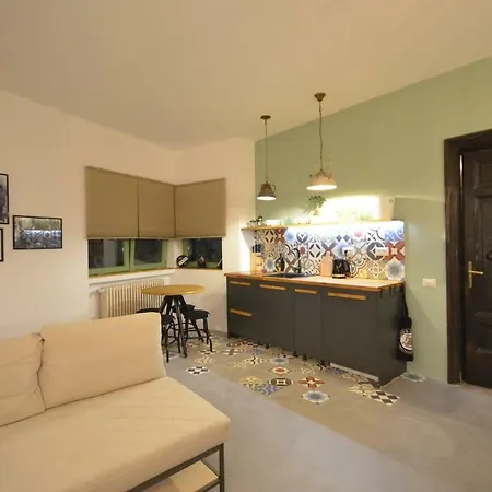 Sunny Artistic In Downtown Appartement Bucarest